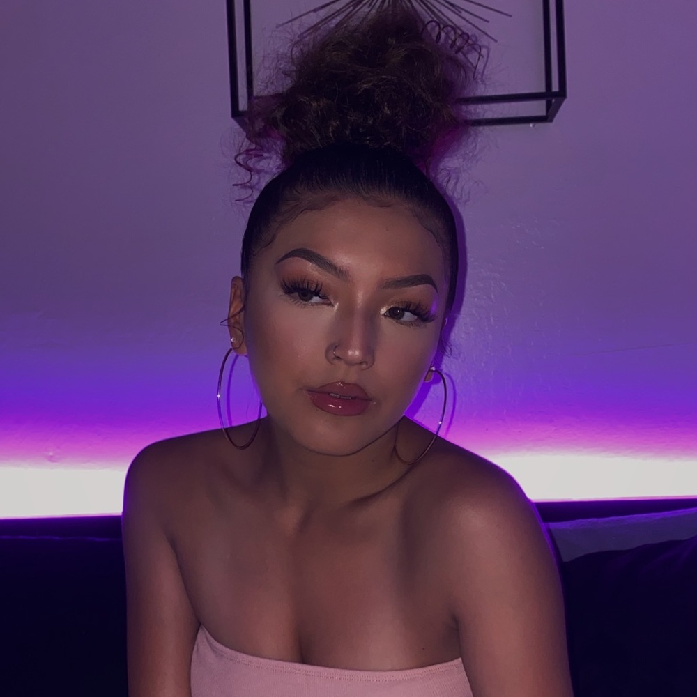 Meet your Posher, Leah